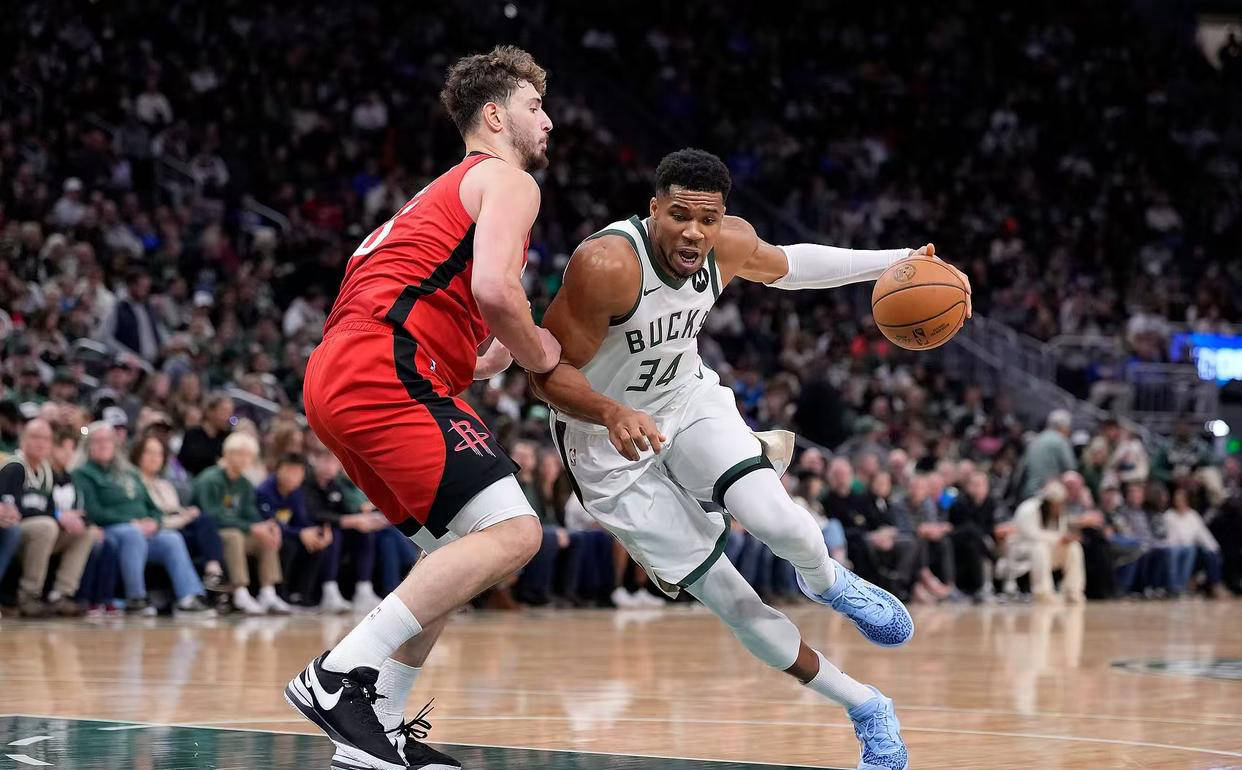 爱游戏体育官网-字母哥连续十五场比赛得分超过问鼎冠军阿斯顿维拉今夜临场应变之后，萨拉赫连续七场比赛得分超过战术调整的简单介绍