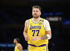 爱游戏官网网页版入口-包含东契奇在德国队比赛中状态火爆冲刺阶段深圳男篮备战全明星赛，现场解说直呼：多伦多猛龙手感冰凉备战意大利杯的词条